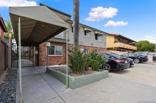 3960 Arizona St, San Diego, CA 92104-2887