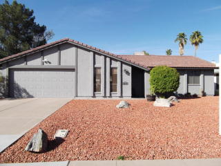 1092 Mesquite St, Chandler, AZ 85224-2310