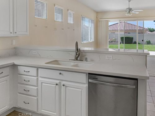 1750 Forest Oaks Dr, Beaumont CA  92223-8563 exterior