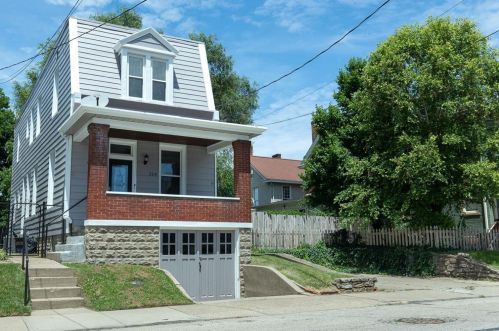 214 Church St, Cincinnati, OH 45217-1731
