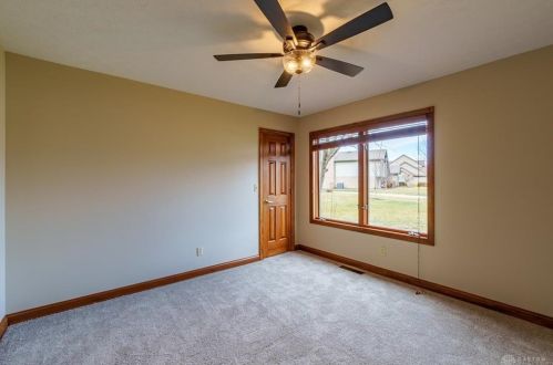 240 Fivepines Ct, Englewood OH  45315-9636 exterior