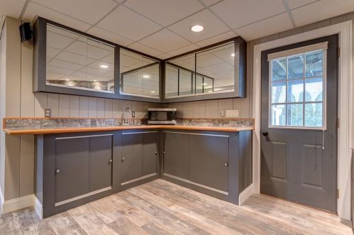 21 Jaffrey St, Providence RI  02919-6632 exterior