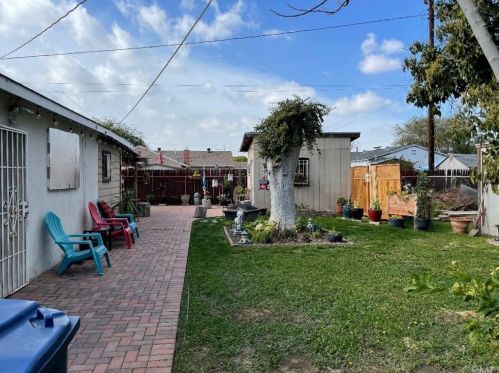 8031 Passons Blvd, Pico Rivera CA  90660-4723 exterior