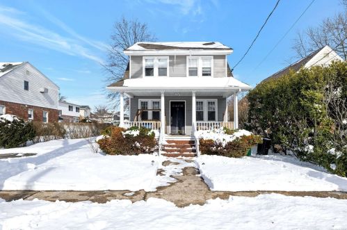1315 6th Ave, New Hyde Park, NY 11040-5550