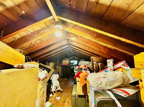 1069 Old Youngstown Rd, New Castle PA  16101-8731 exterior