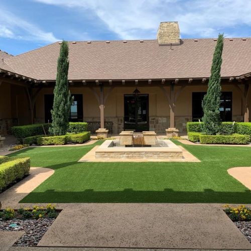 8813 Crestview Dr, Denton TX  76207-8601 exterior