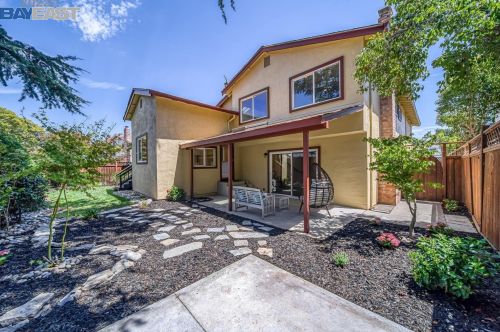 829 Katrina St, Livermore CA  94550-2392 exterior