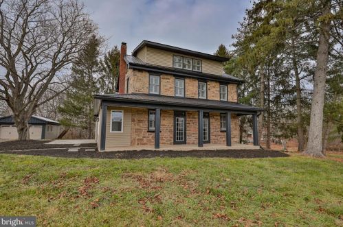 1341 Harney Rd, Littlestown, PA 17340-9369