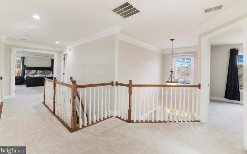 5410 Dabneys Mill Ct, Haymarket VA  20169-4519 exterior