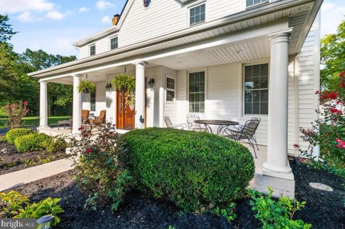 10719 Kettle Run Rd, Nokesville VA  20181-1715 exterior