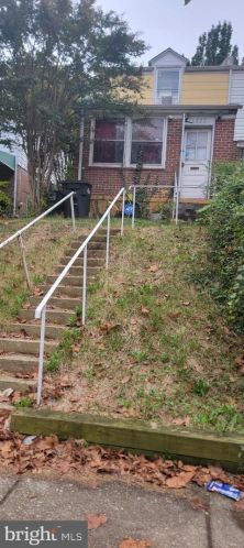 5077 Sheriff Rd, Washington, DC 20019-5531