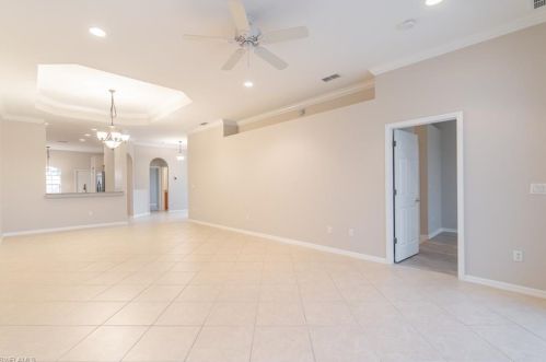 6705 Calumet Dr, Naples FL 34113-1609 exterior