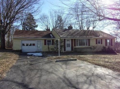 220 Woodland Dr, Fairfax, OH 45133-8557