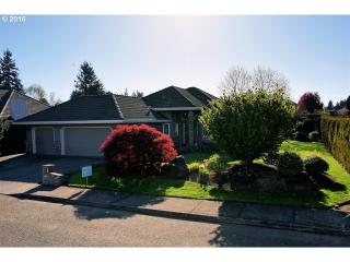 1531 Plum Ct, Barlow, OR 97013-3271