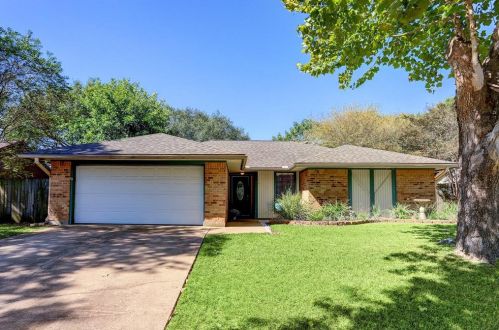 1401 Quail Holw, Sealy, TX 77474-4113