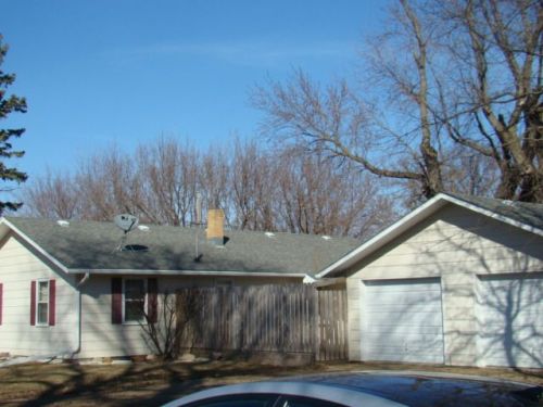 213 3rd St, Calumet, IA 51009-7724