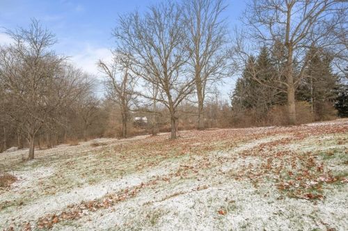 2557 Nicholson Rd, Sewickley PA  15143-8502 exterior