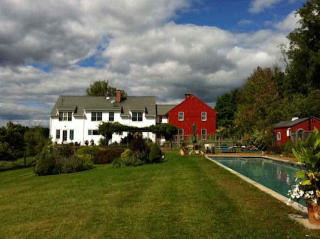 17 Grandview Ln, West Woods, CT 06069-2040