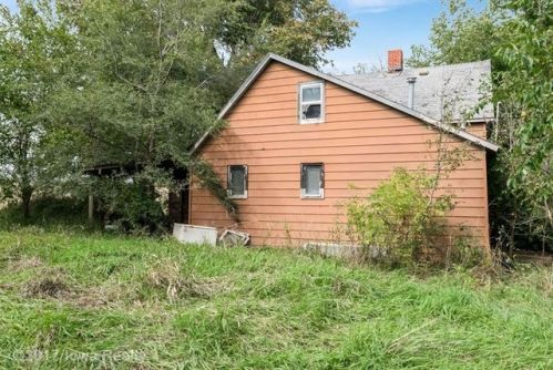 1746 County Line Rd, Monroe, IA 50170-7539