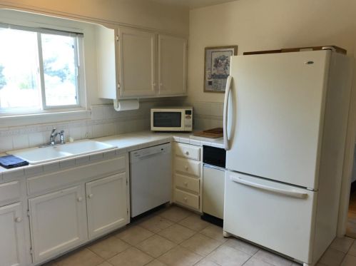 3002 Liberty Ct, Marina CA  93933-3619 exterior