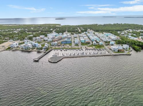 94825 Overseas Hwy, Key Largo FL  33037-3877 exterior