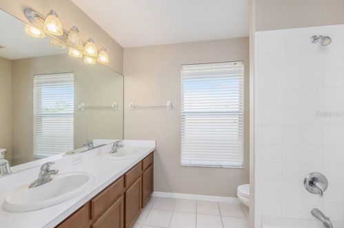 19020 Fishermans Bend Dr, Lutz FL  33558-9753 exterior