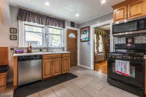 722 Varsity Rd, South Orange NJ  07079-2653 exterior