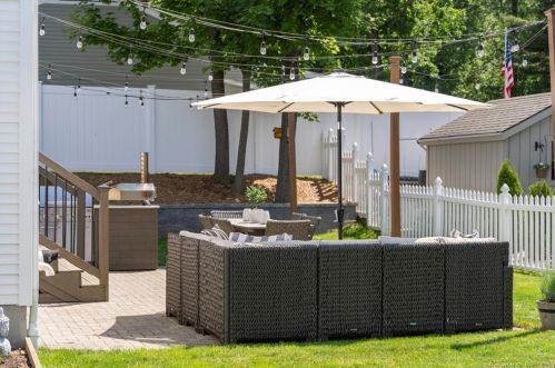 275 Wooster St, New Britain CT 06052-1030 exterior