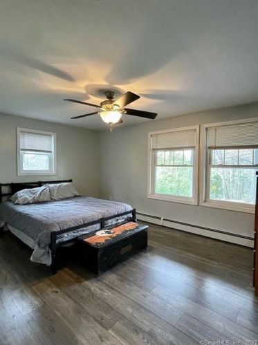 19 Snake Meadow Hill Rd, Moosup CT  06354-1926 exterior
