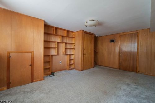 70 Highland Ave, Whippany NJ exterior