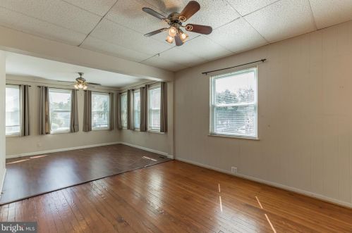 2215 Scovel Ave, Camden NJ  08110-1725 exterior