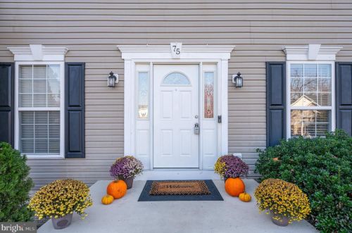 75 General Anderson Ct, Harpers Ferry, WV 25425-3088