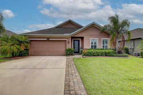 8088 Westfield Cir, Vero Beach FL  32966-5145 exterior