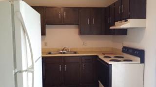 815 Dondee Dr, Manhattan KS  66502-3219 exterior