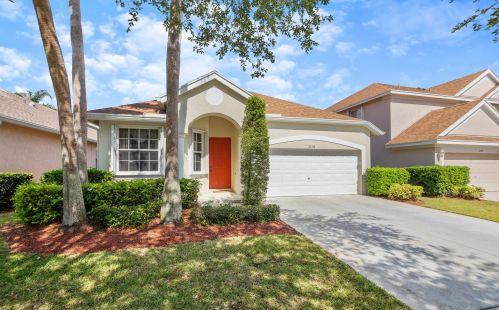 3276 Majestic Ct, Palm City, FL 34990-3191
