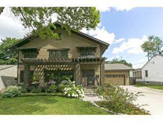 5539 Cumberland Rd, Minneapolis, MN 55410-2527