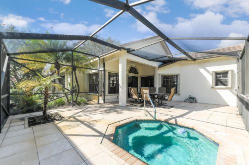 4425 Sherwood Forest Dr, Delray Beach, FL 33445-3883