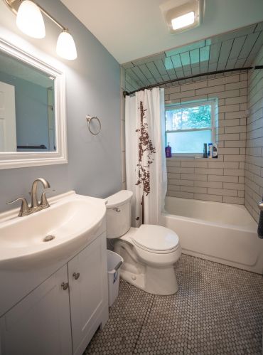 3 Gumbert Dr, Amelia OH  45102-1438 exterior