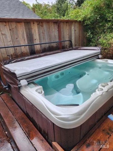 1570 Wright St, Santa Rosa CA  95404-2928 exterior