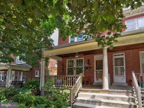 933 Maple Ave, Lancaster, PA 17603-4818