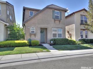 2837 Crested Bobwhite St, Modesto CA  95355-8526 exterior