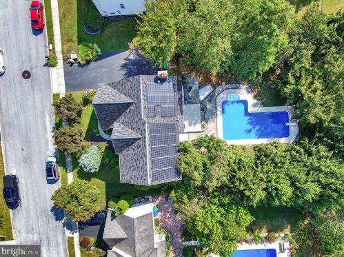 916 Sunny Hill Ln, Harrisburg, PA 17111-4663