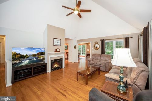 2300 Lakeview Pkwy, Locust Grove VA  22508-5317 exterior