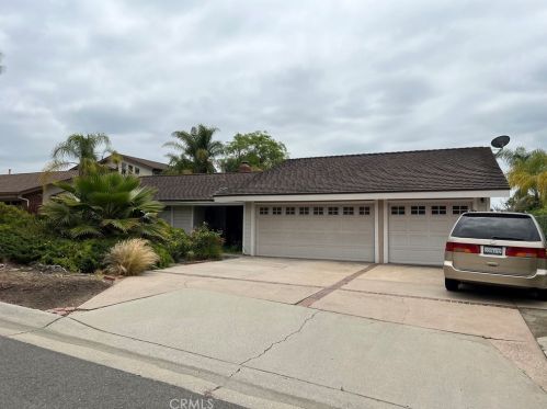 17842 Pineridge Dr, Yorba Linda, CA 92886-4025