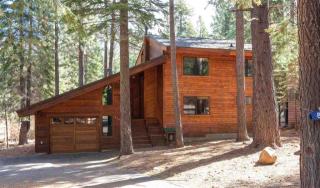 836 Beaver Pond, Truckee CA  96161-4200 exterior