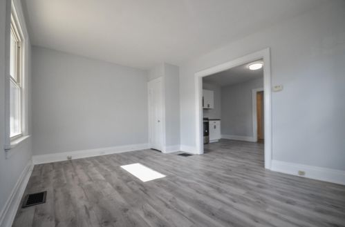 126 Daniels St, Covington, KY 41015-1260