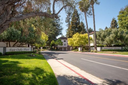 704 San Conrado Ter, Sunnyvale CA  94085-2536 exterior