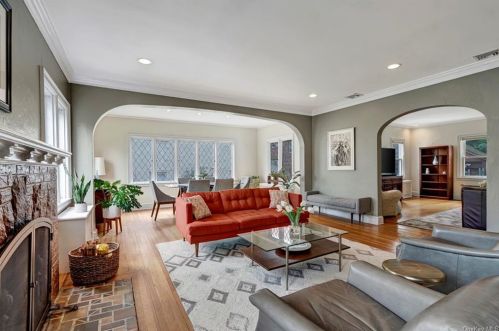 380 Summit Ave, Mount Vernon NY  10552-2206 exterior