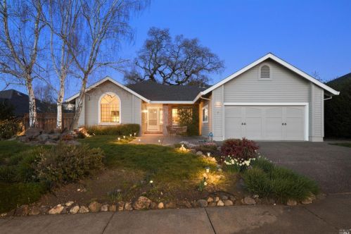 5991 Stone Bridge Rd, Santa Rosa, CA 95409-5874