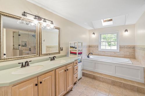 3 Century Dr, Raymond NH  03077-1544 exterior